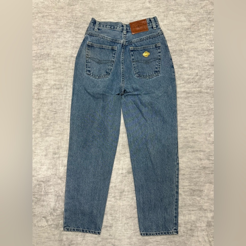Vintage High Waisted Mom Jeans Light Wash Denim 90s
